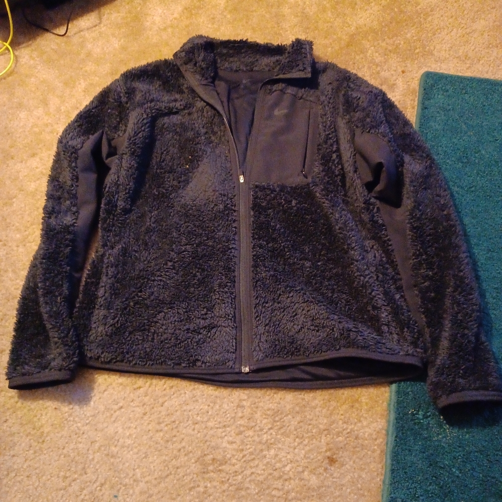 Nike fuzzy zip up